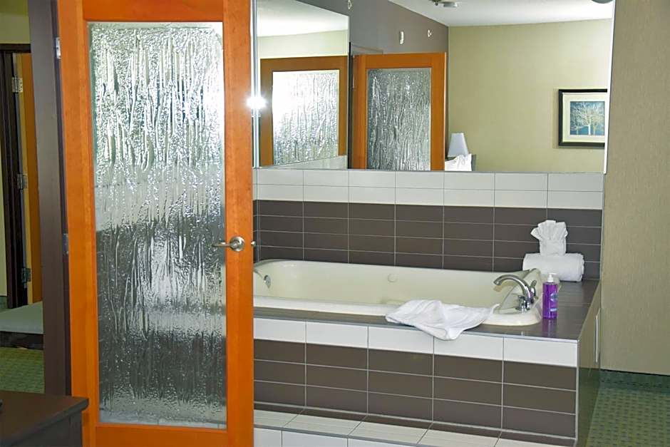 Coast Lethbridge Hotel & Conference Centre