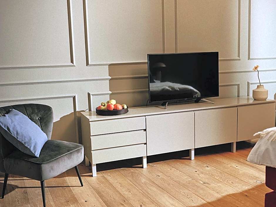 Art Apartments