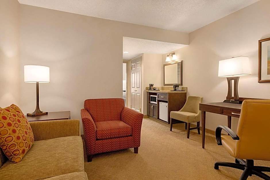 Country Inn & Suites by Radisson, Calgary-Airport, AB