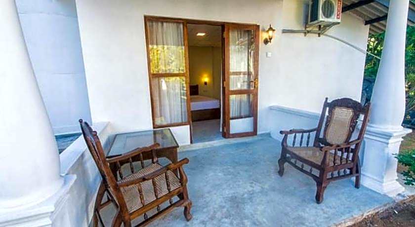 Palm Beach Inn &Sea Shells Cabanas