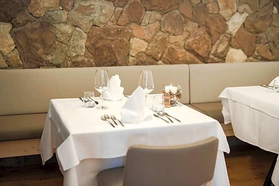 Zum Hirschen Boutique Hotel Val di Non