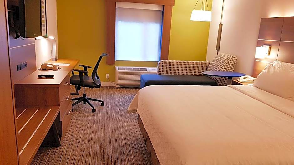 Holiday Inn Express and Suites Surrey By IHG