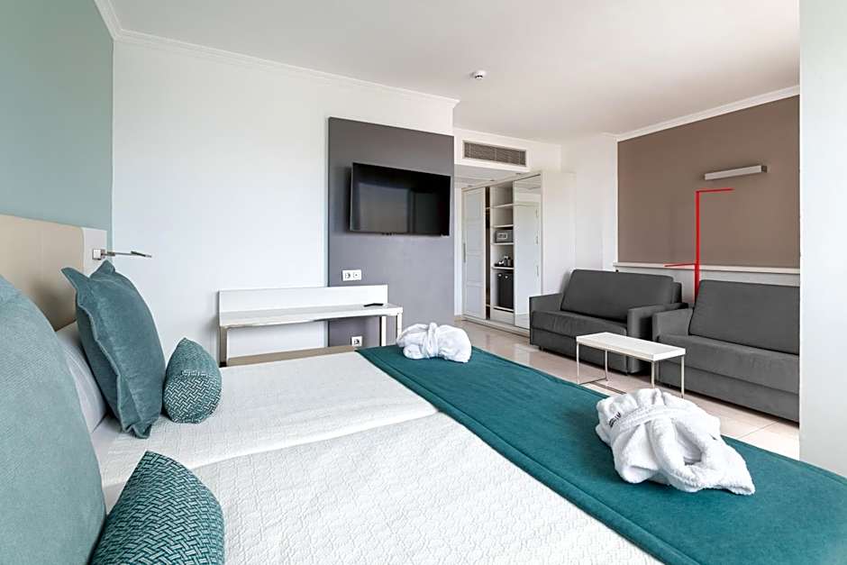 Alexandre Hotel La Siesta