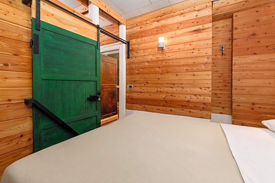 Ca'Luna Guest House