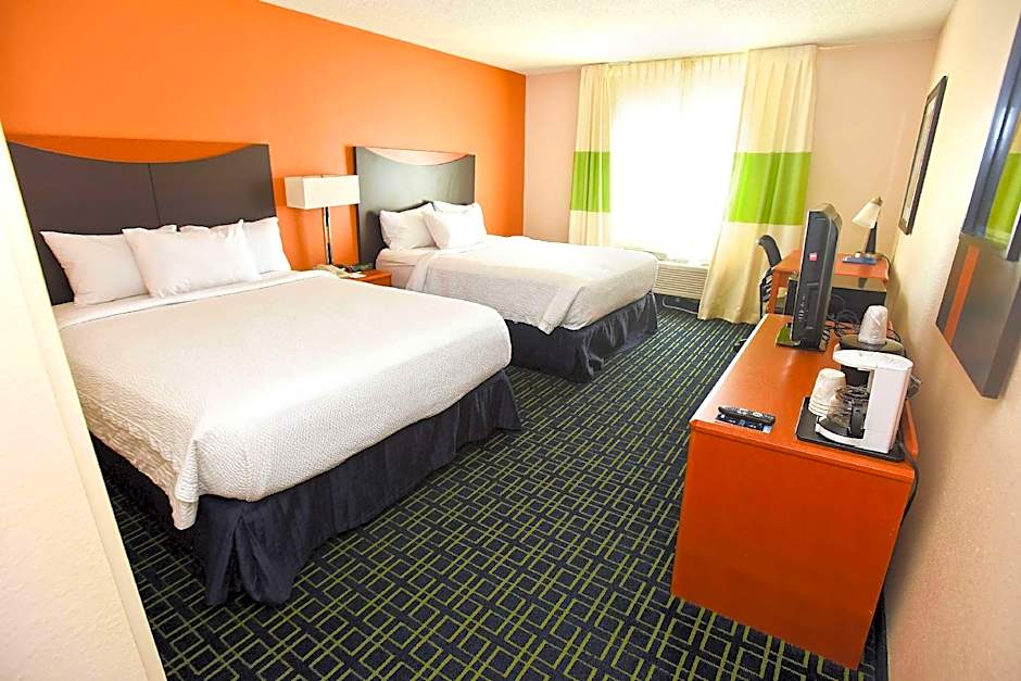 AmericInn by Wyndham Topeka