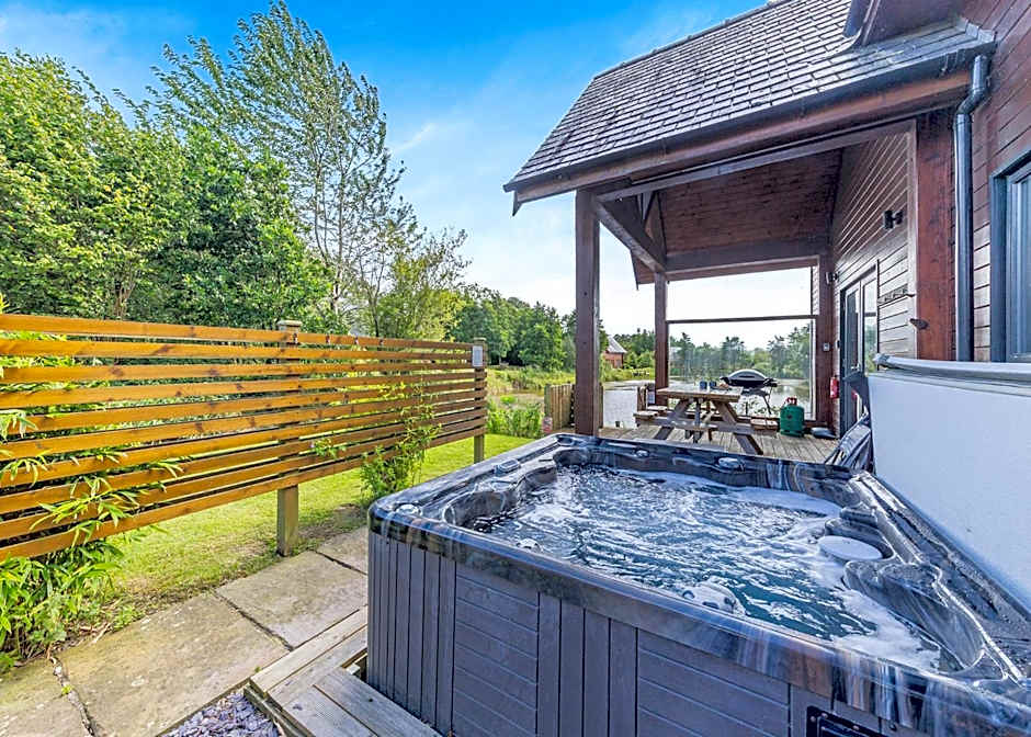 Anglesey Lakeside Lodges