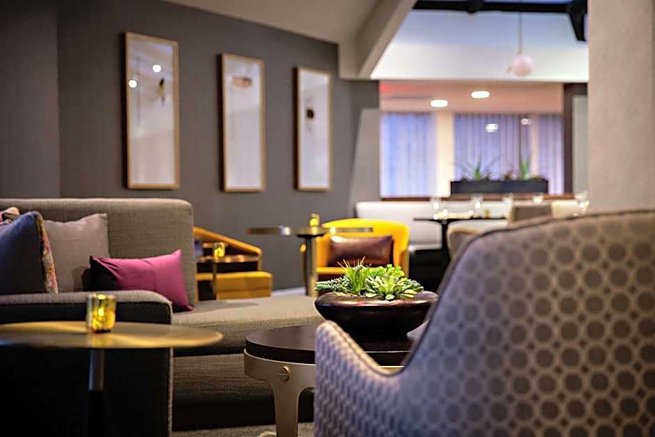 DoubleTree by Hilton Fairfield Hotel & Suites, NJ