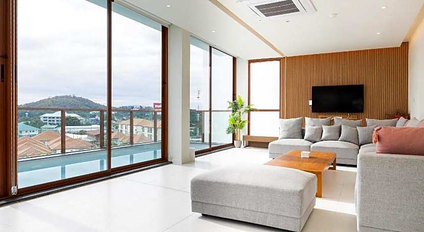 GOOD Nakhonsawan Hotel