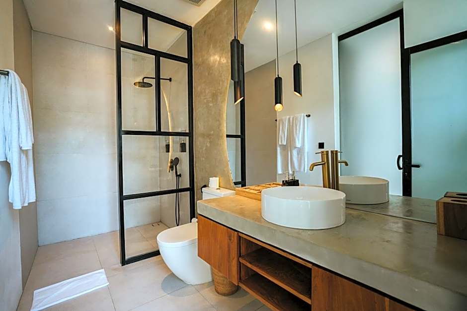 Baliwood Residence Villas by BREIG