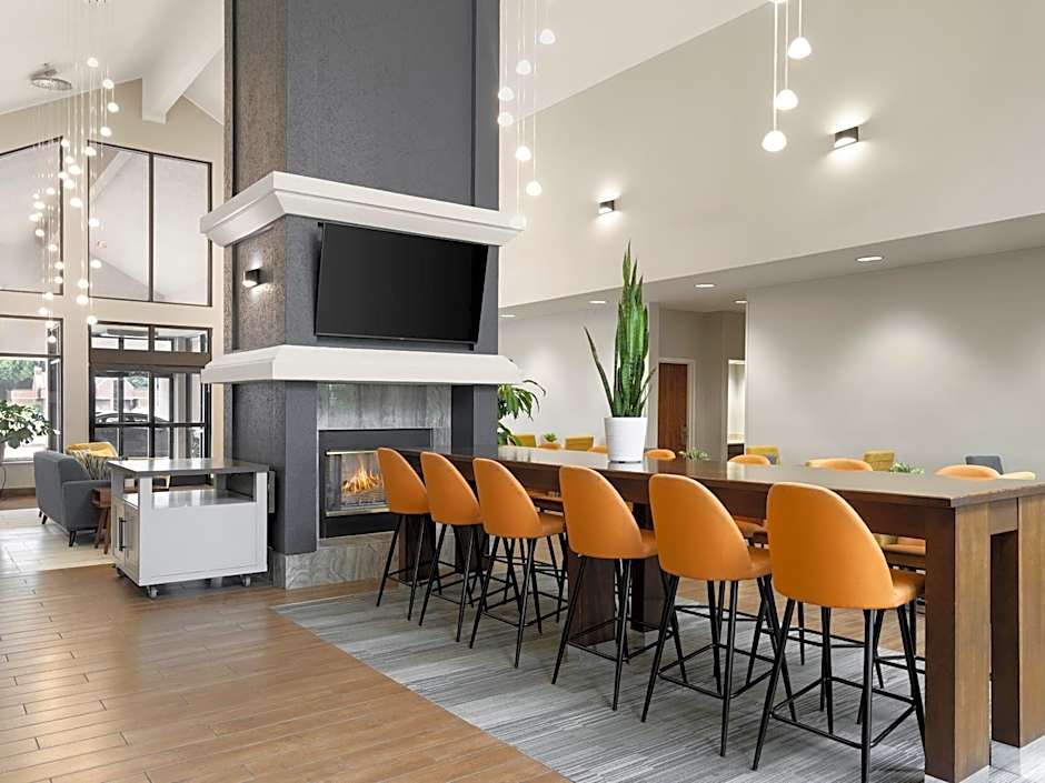 Larkspur Landing South Bend