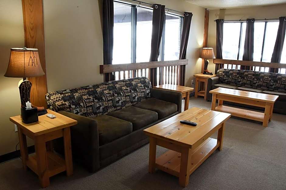 Woodside Dells Hotel & Suites
