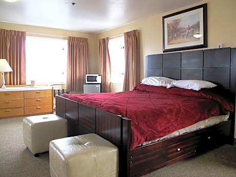 Suite, 1 King Bed