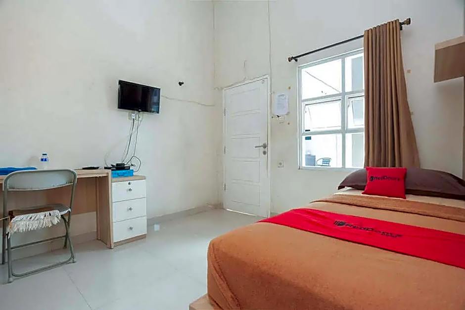 RedDoorz @ Jalan HOS Cokroaminoto Jambi