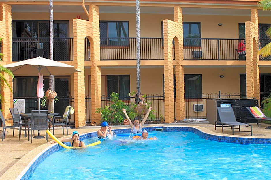 Oasis Inn Apartments