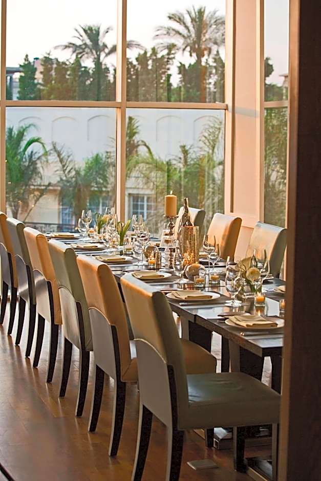 Renaissance by Marriott Cairo Mirage City Hotel
