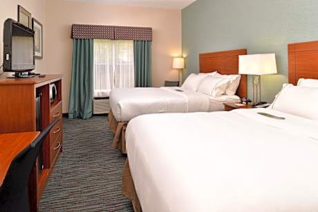 Queen Room with Two Queen Beds - Hearing Accessible/Non-Smoking