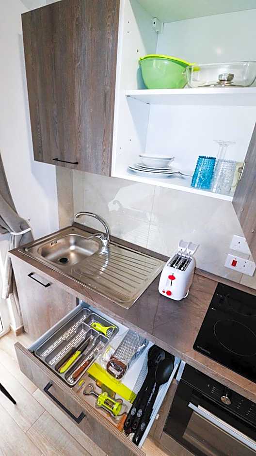 Napoli Suites Studios Aparthotel