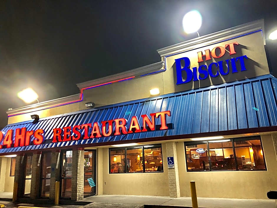 Ramada by Wyndham Houston Intercontinental Airport South