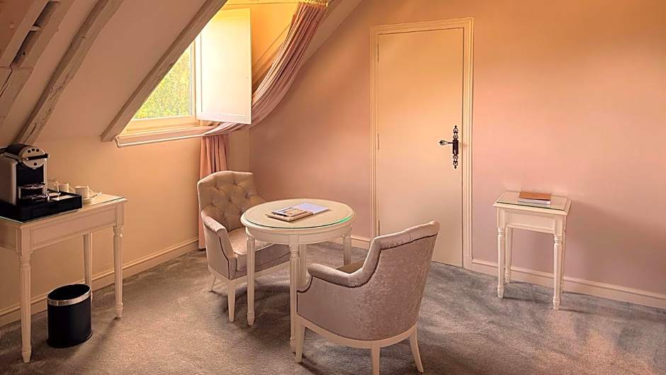 Abbaye De Villeneuve