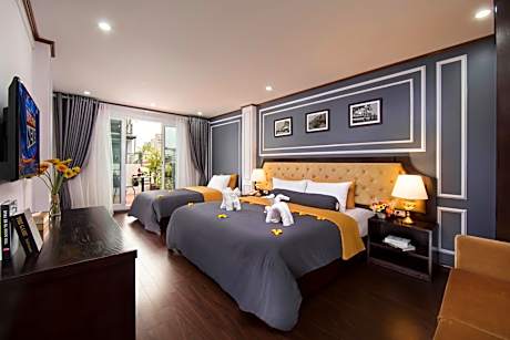 Junior Suite with Balcony