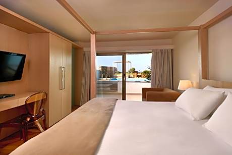 Suite with Private Pool