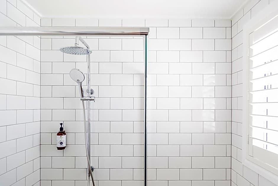 Surfside Cudmirrah Beach