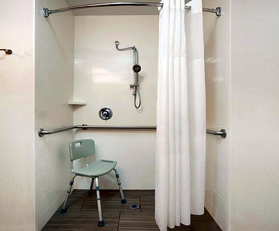 Hampton Inn By Hilton Lawrenceville