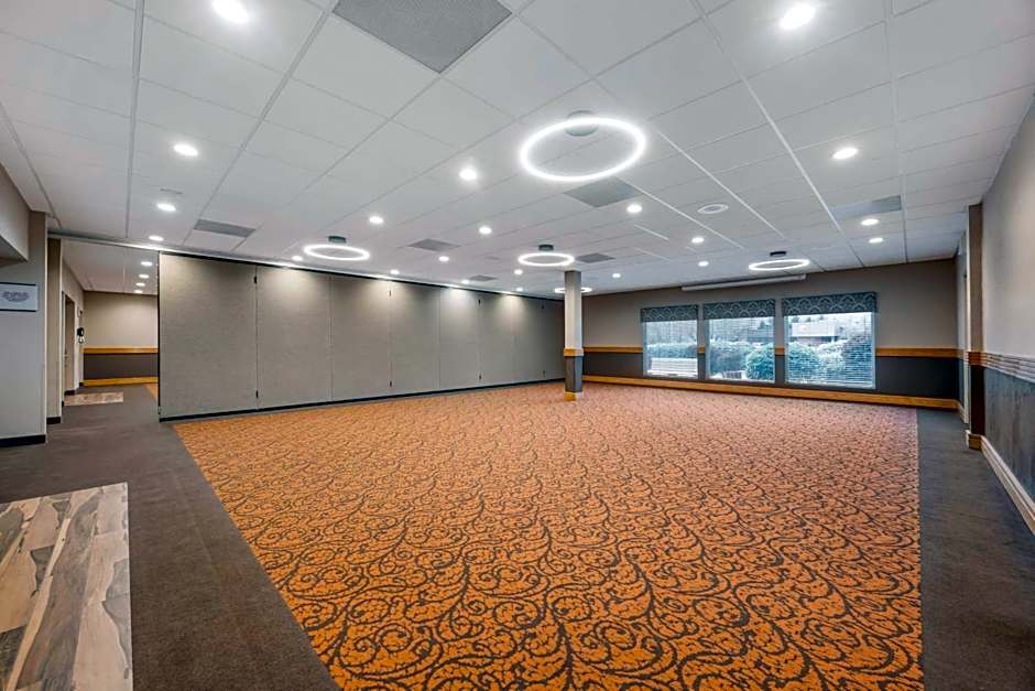 Best Western Plus Mill Creek Inn