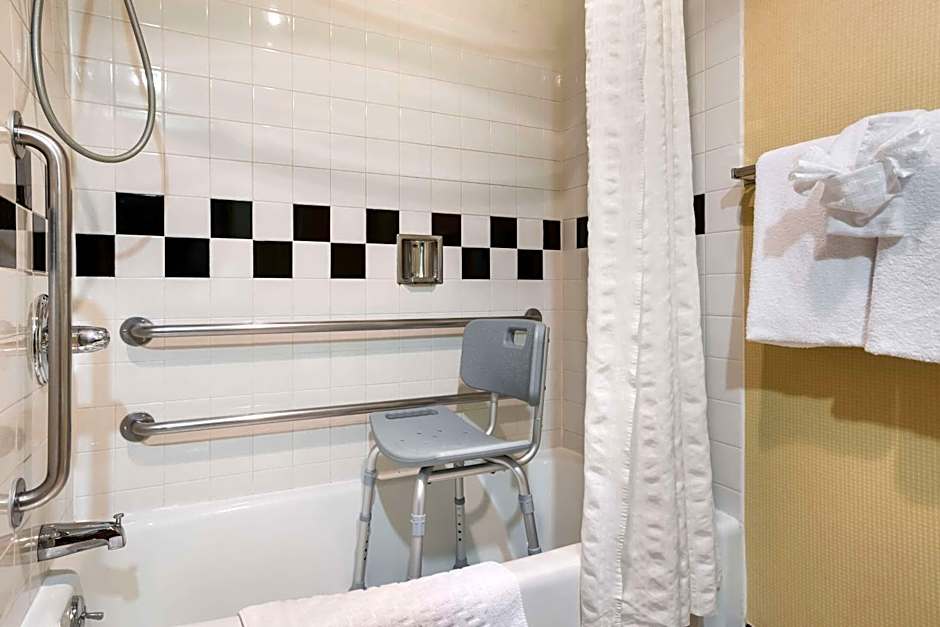 Best Western Grand Victorian Inn