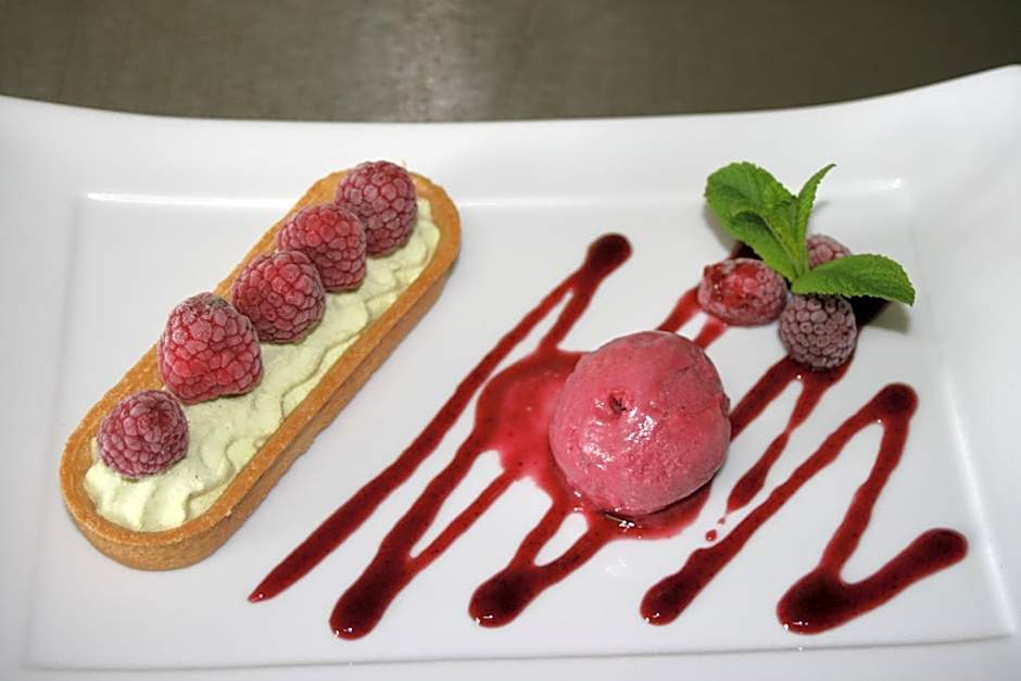 Logis Hôtel Auberge de L'Etang