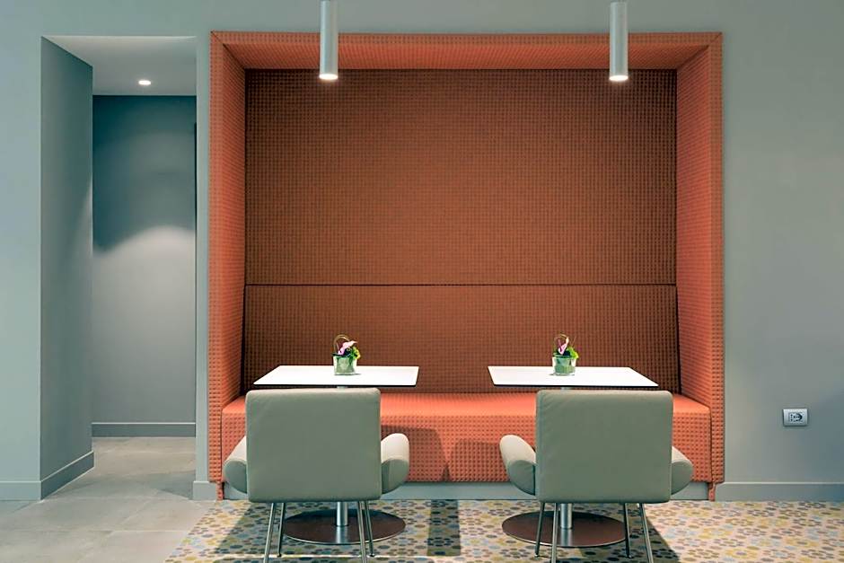 Hampton by Hilton Rome East