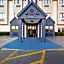 Days Inn by Wyndham near Kansas Speedway