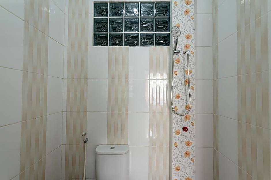 RedDoorz near Lampung City Mall