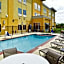La Quinta Inn & Suites by Wyndham Karnes City
