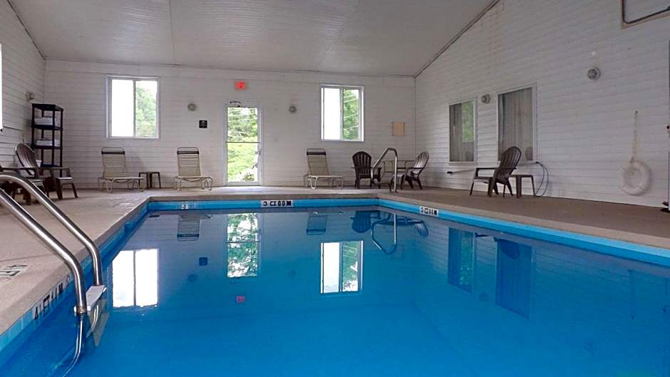 Clarion Pointe - Dillard near Blue Ridge Mountains