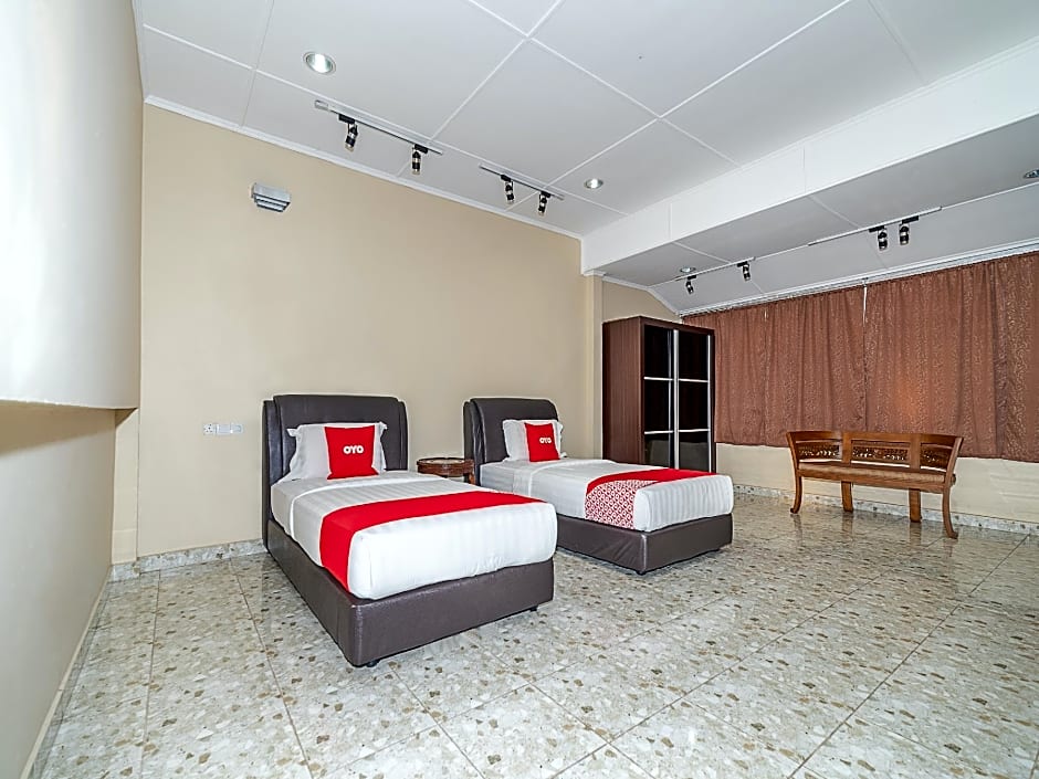 OYO 89932 DD Homestay