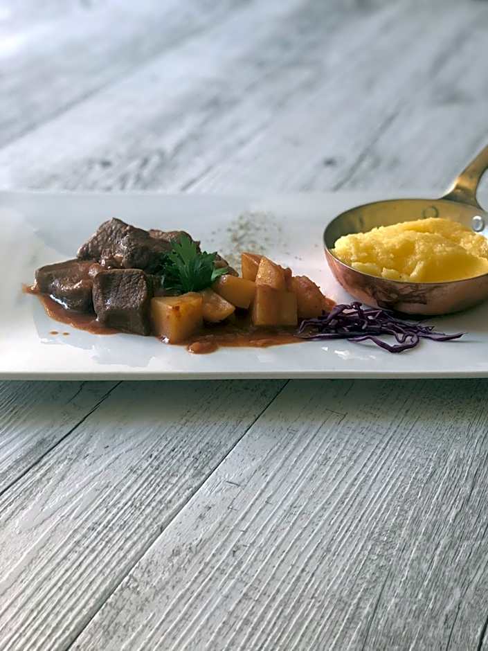 Hotel Vecchia Stazione Mountain Elegance