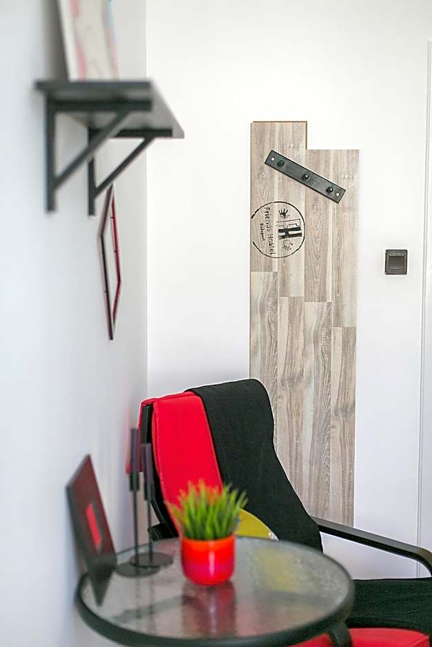 Friends Hostel & Apartments