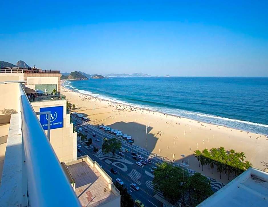 Flat Praia de Copacabana - Pé na Areia