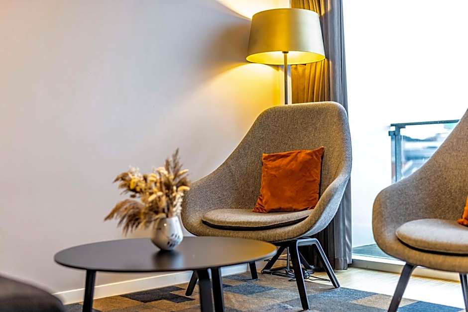 Photo 1 of 5 of Suite, Balcony