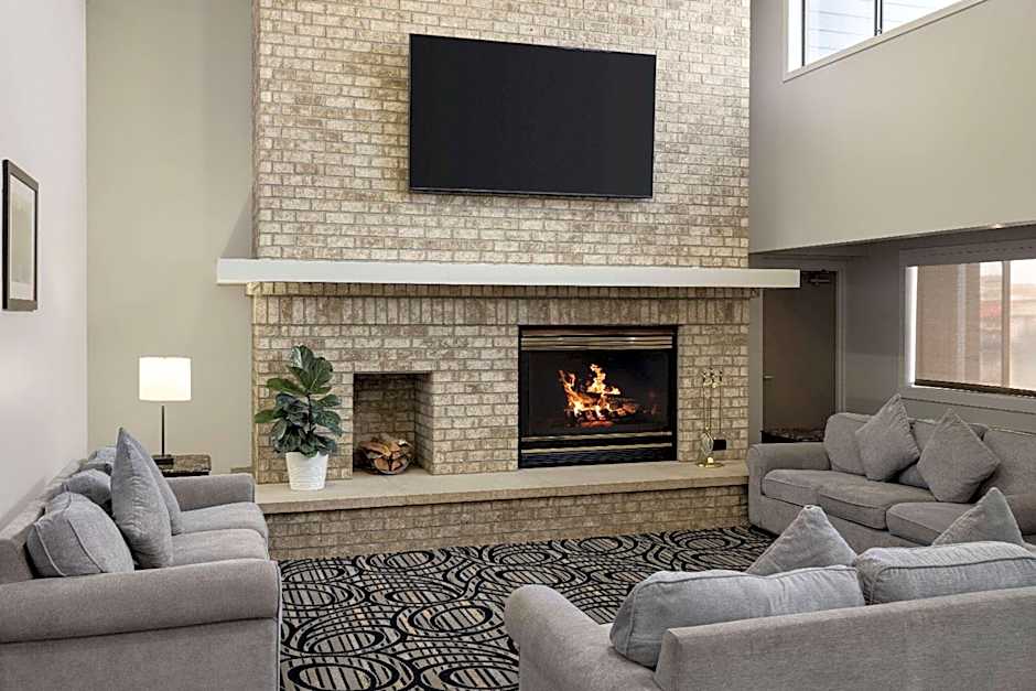 AmericInn by Wyndham Inver Grove Heights Minneapolis