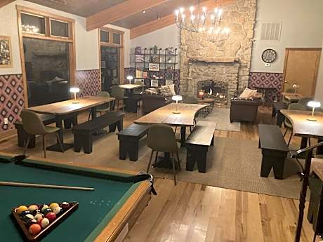 Country Mountain Inn