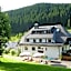 Schwarzwald-Hotel Kraeutle
