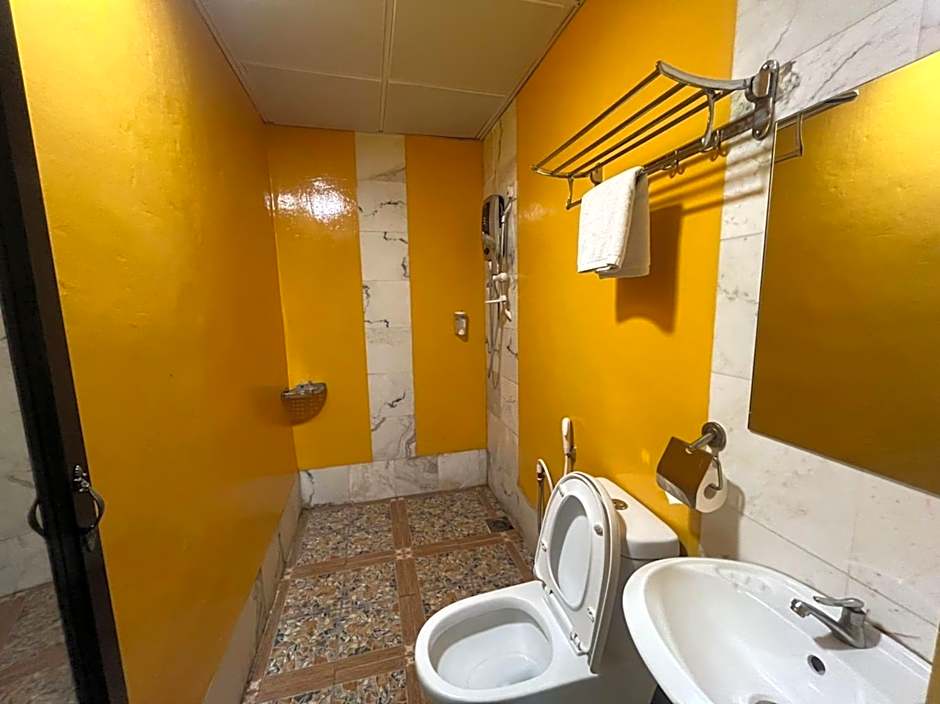 Capital O 89333 Musse Hotel