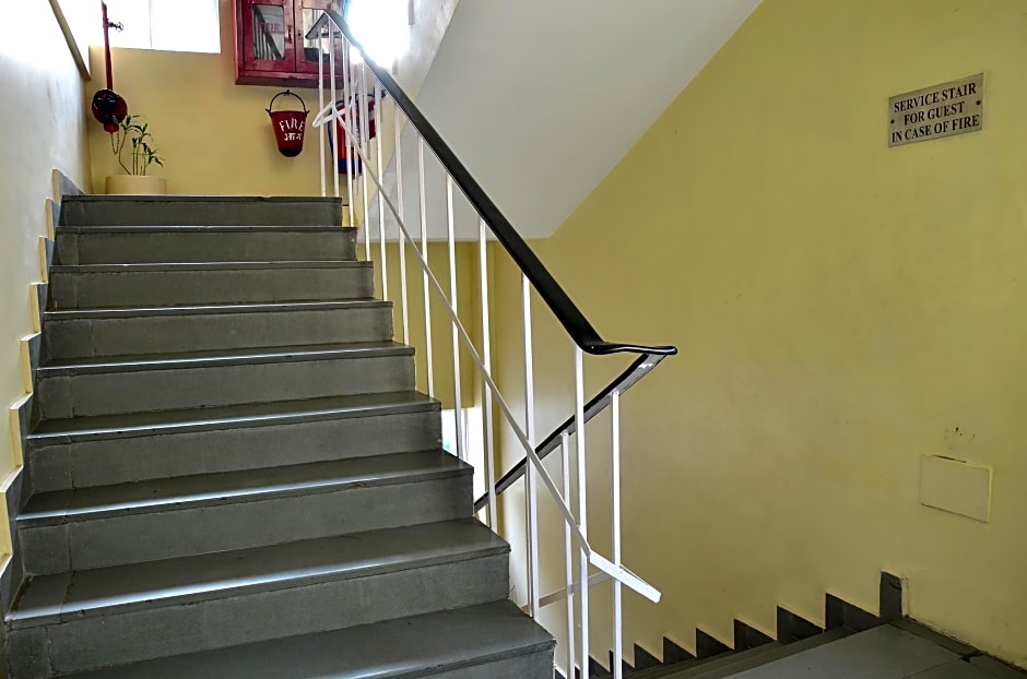 Hotel Tourist Deluxe