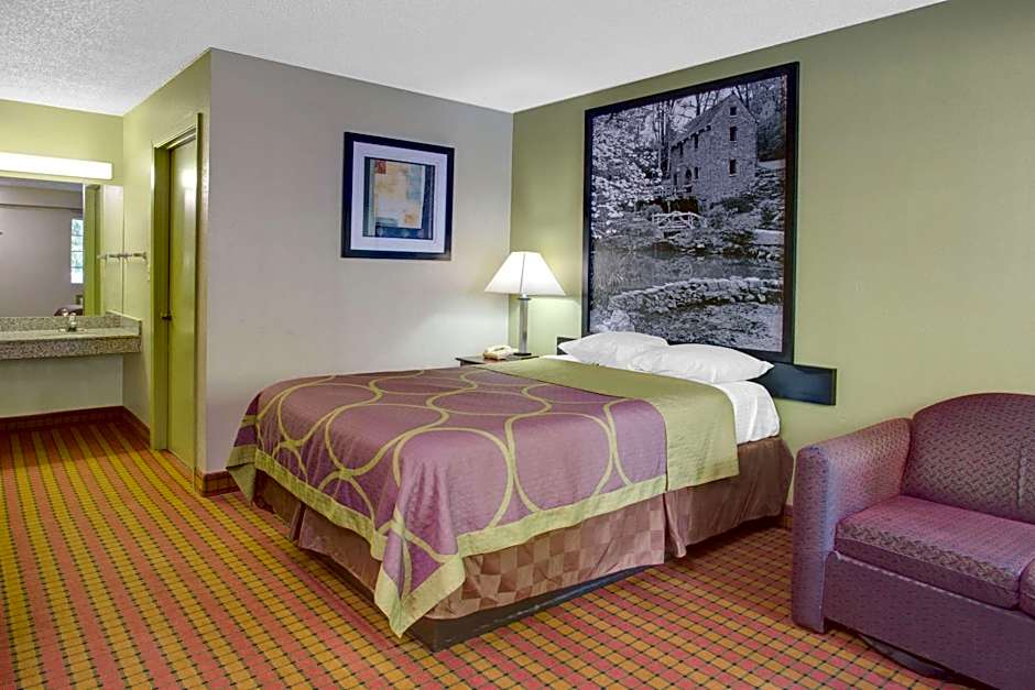 Super 8 by Wyndham Monticello AR