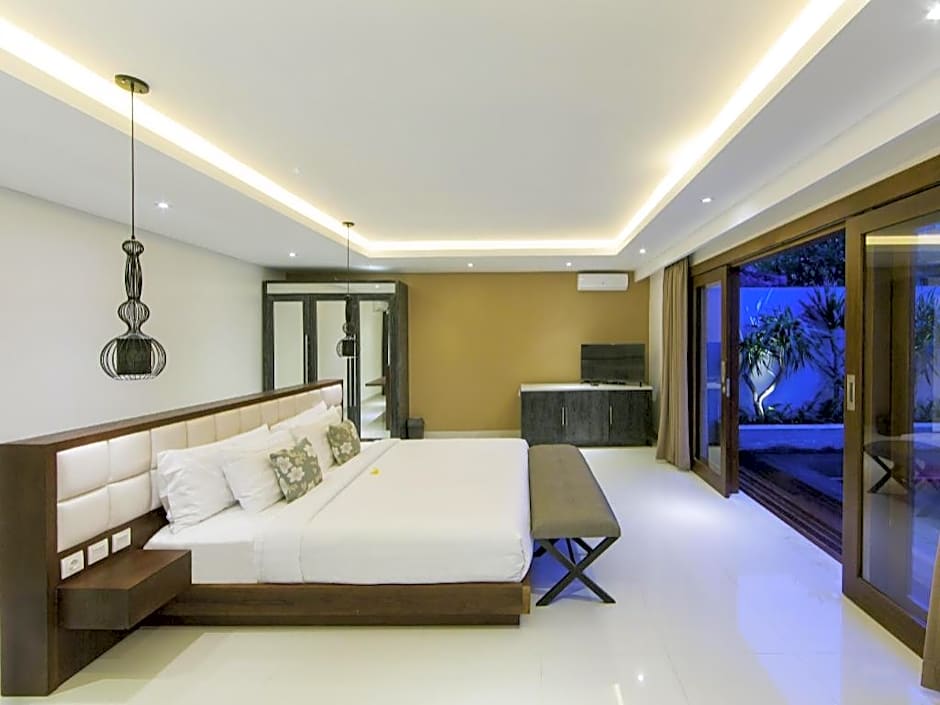 Odika Lovina Houses and Villas