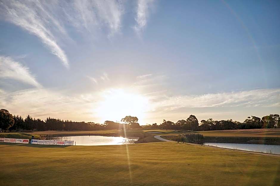 Accommodation @ Curlewis