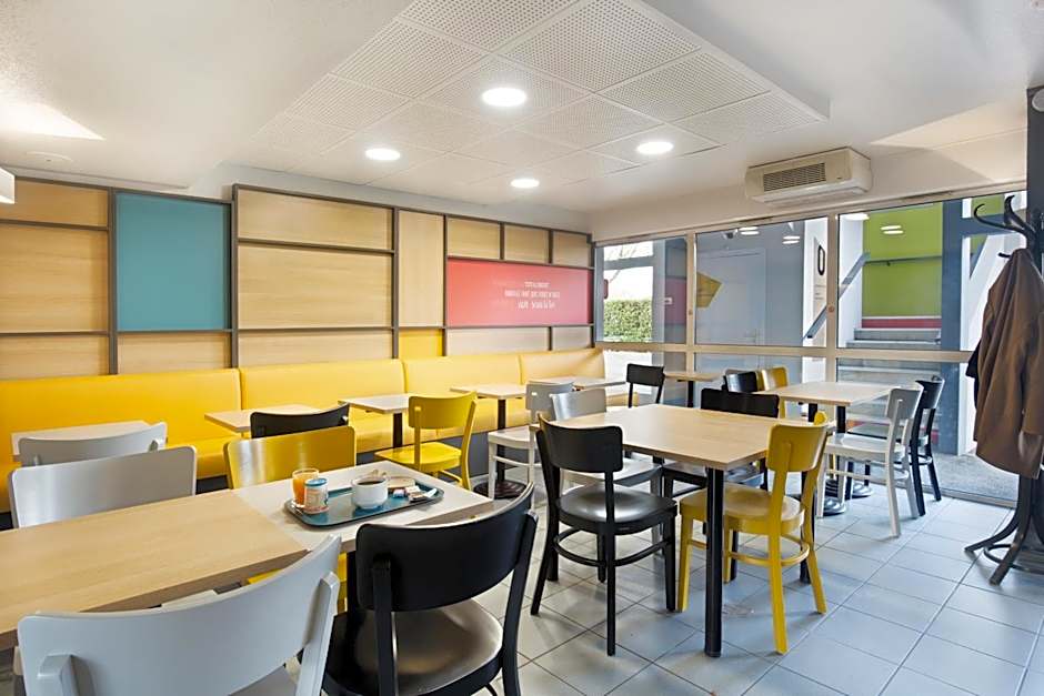 B&B HOTEL Lyon St Priest