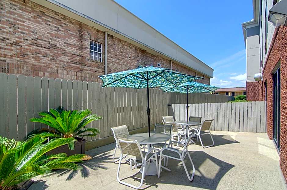 Comfort Suites Mobile-South Alabama University Area